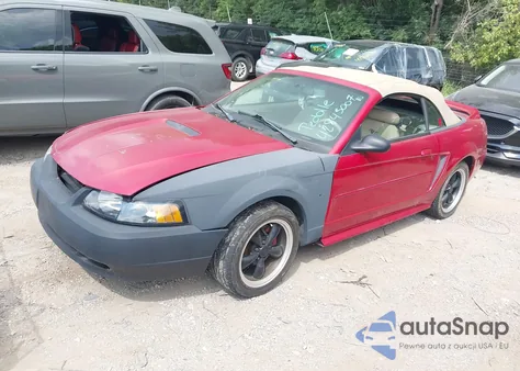 2000 Ford Mustang z USA, uszkodzony, nr VIN 1FAFP4448YF239479